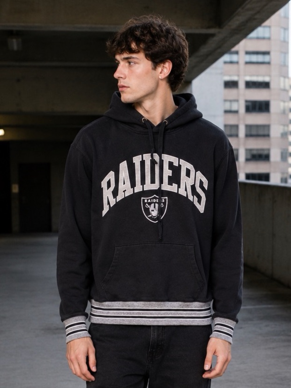 Tailgate 'Raiders' Pullover Hoodie with Grey Stripe Trim